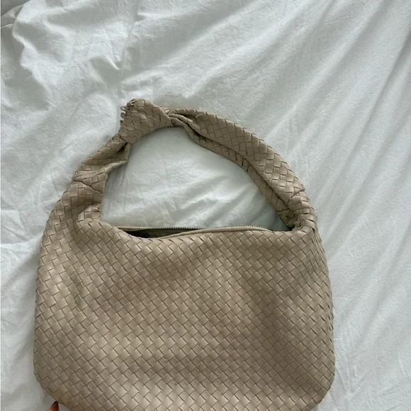 Anthropologie - The Brigitte Satchel by Melie Bianco - Picture 3 of 7